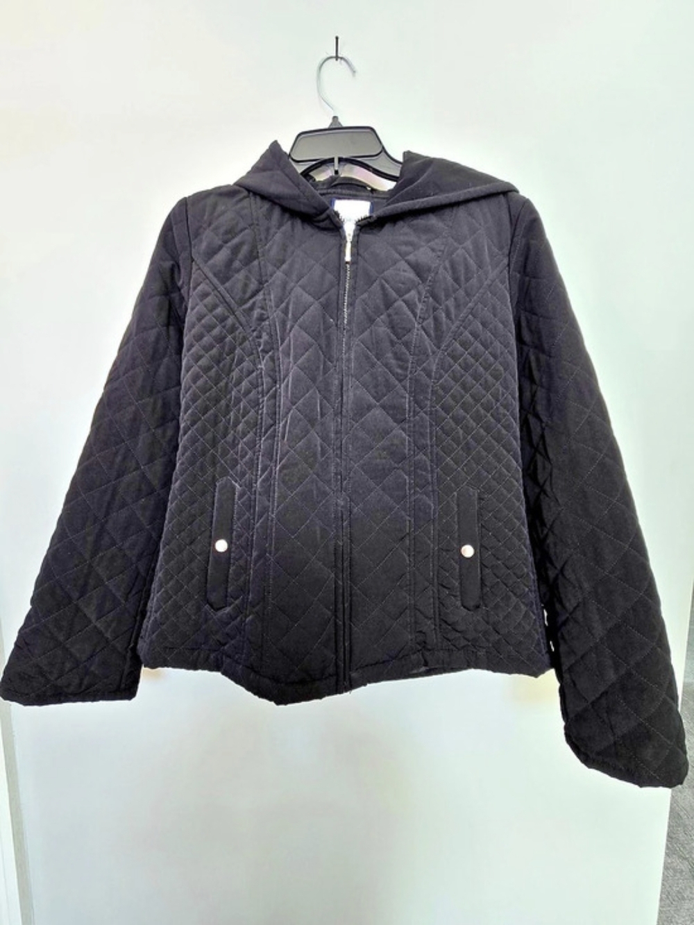 Croft&Barrow Quilted Hooded Jacket in Black Size Medium Like New